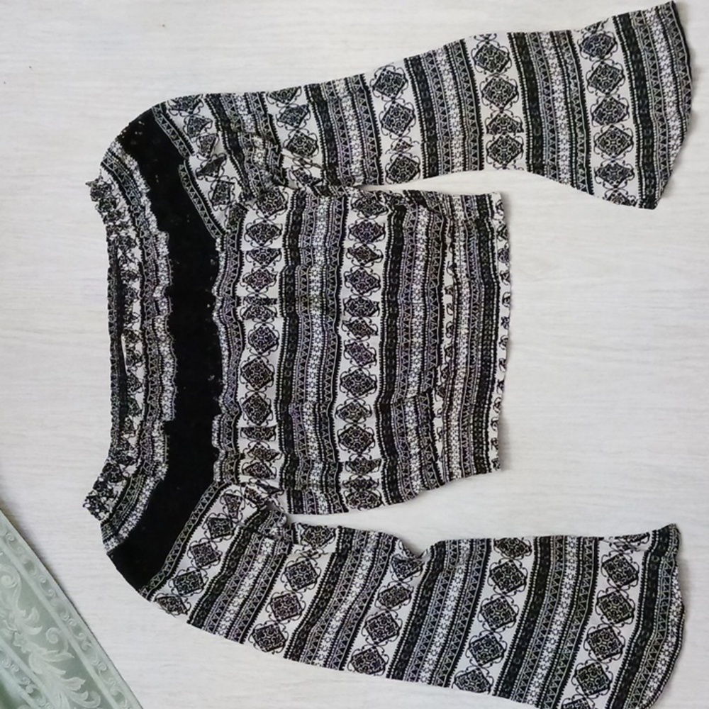 Band of Gypsies, size M, Black & White Print Top